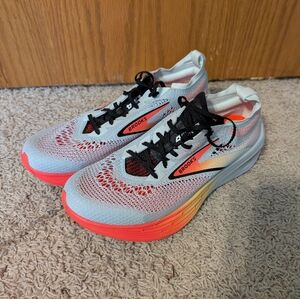 Brooks Hyperion Elite 4